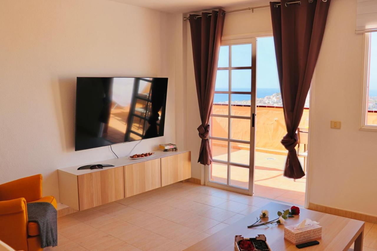 Sunset In The Heights Ocean View - Heated Pool Los Cristianos (Tenerife) Exterior foto